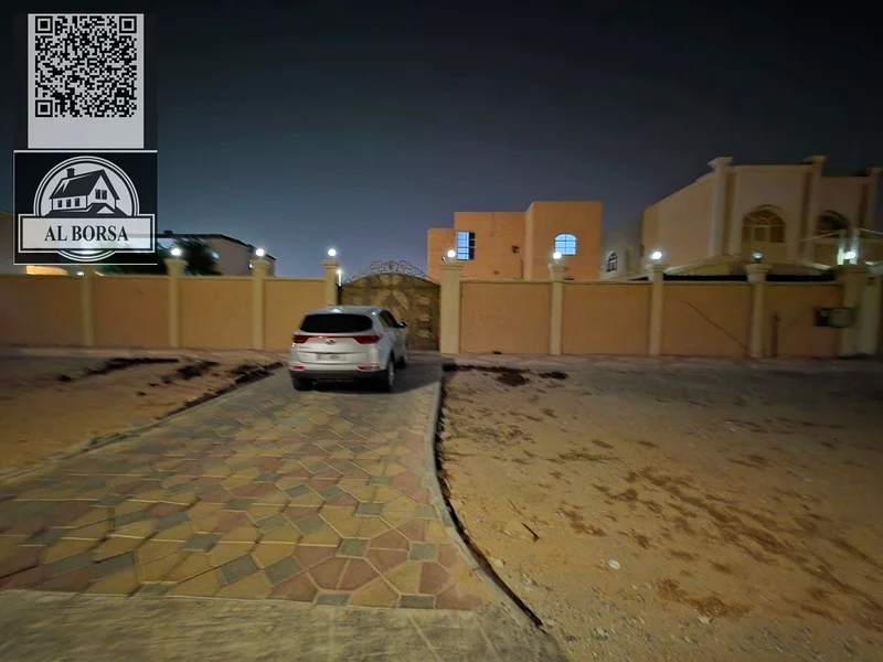 فيلا للإيجار في عجمان الرقيب على مفترق شارعين، موقع جميل، تسهيلات دفع64052107627265110