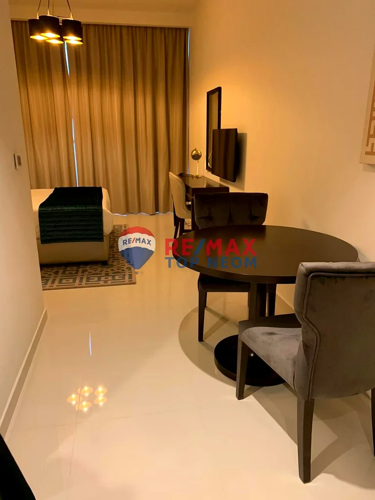 ستوديو واسع || مؤثث بالكامل || جاهز للانتقال64228776835842111