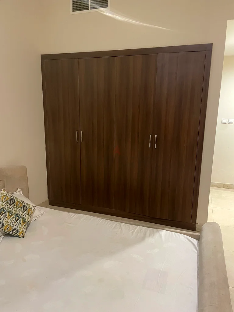 غرفة للإيجار لسيدة واحدة64049166971139112