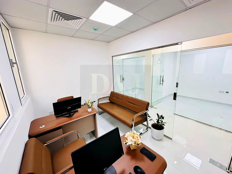 Amazing Office | Bank Account Assistance | Near to Metro Station64072344220290114