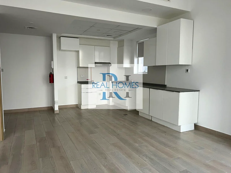Corner Unit | Ready To Move | Bright64179991426433111