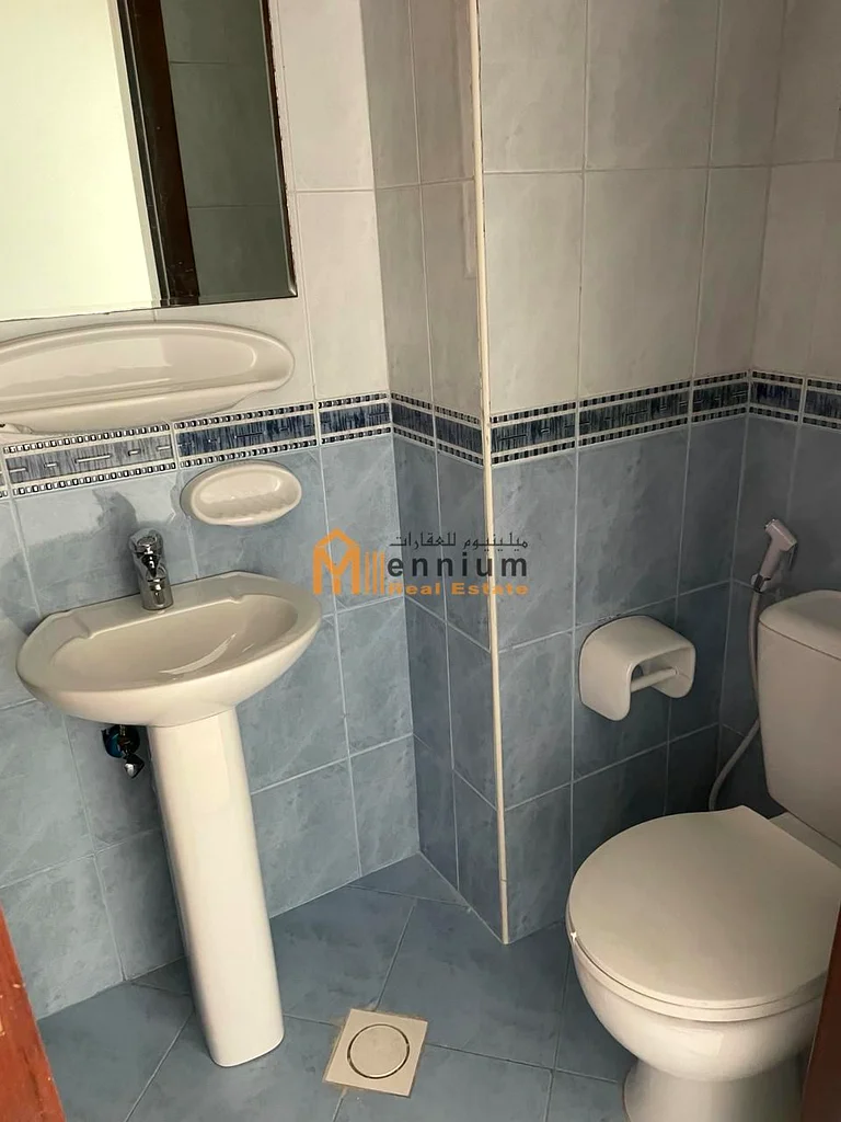 للإيجار، غرفة وصالة مع موقف سيارة، برج سانلايت64203532719618114