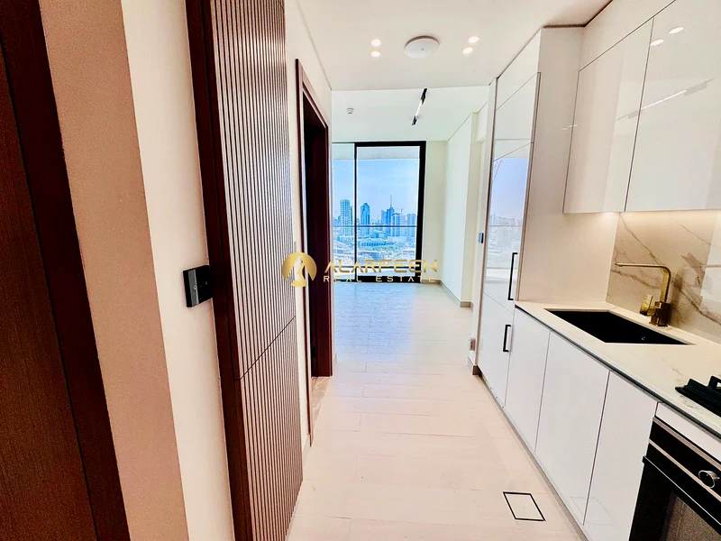 High Floor | Studio | Fitted Appliances | Book now64173287898497112