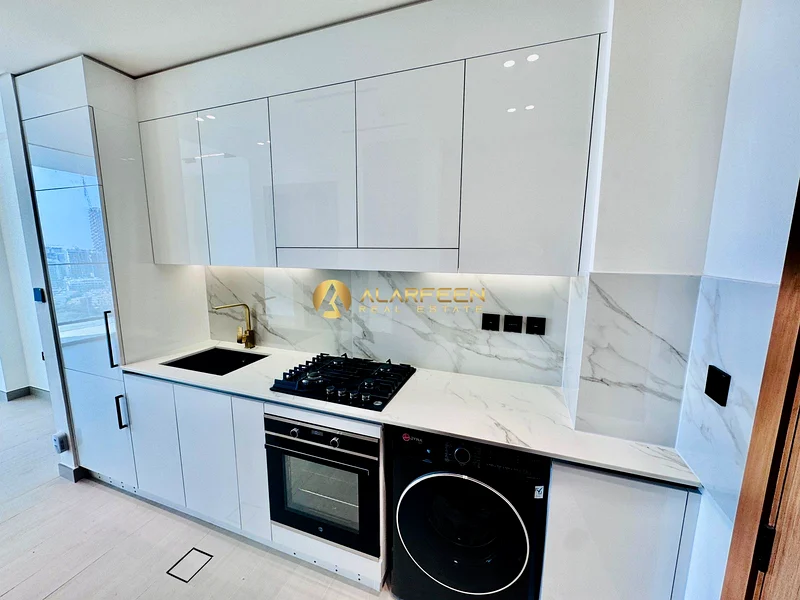 High Floor | Studio | Fitted Appliances | Book now64173287898497113
