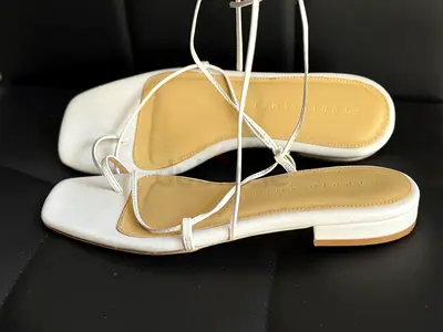 Studio Amelia sandals
