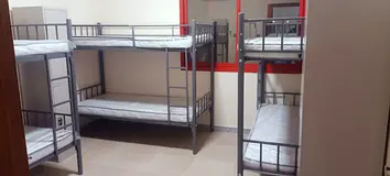 Gents/ladies bed space