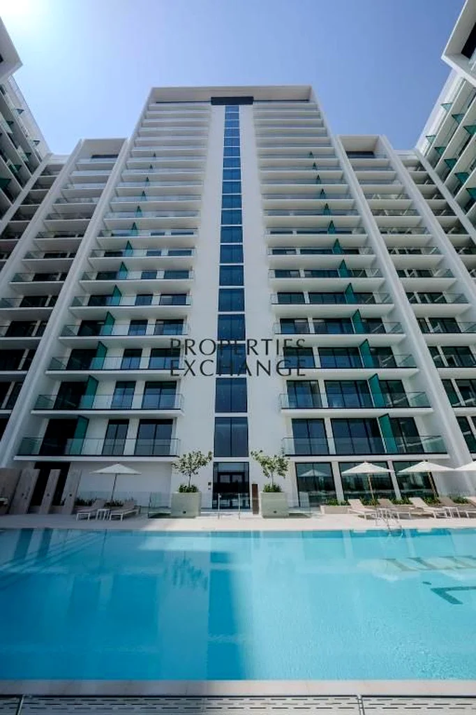 UNFURNISHED | STUDIO | READY TO MOVE | KITCHEN APPLIANCES64173287884033111
