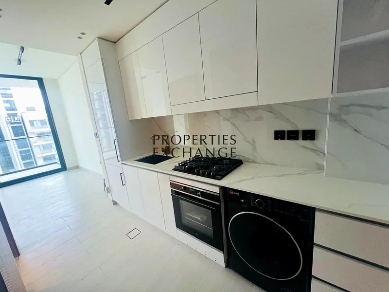 UNFURNISHED | STUDIO | READY TO MOVE | KITCHEN APPLIANCES64173287884033113