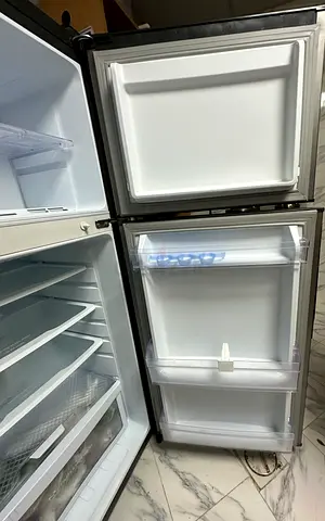 Nikai Refrigerator double door 250liter