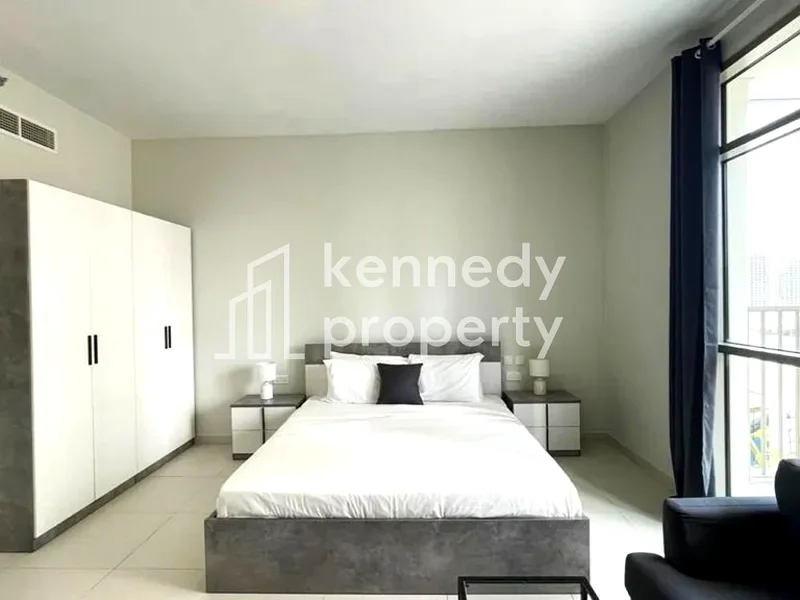 Elegant Furnishing | Bright Unit | Spacious Studio64354001744642111