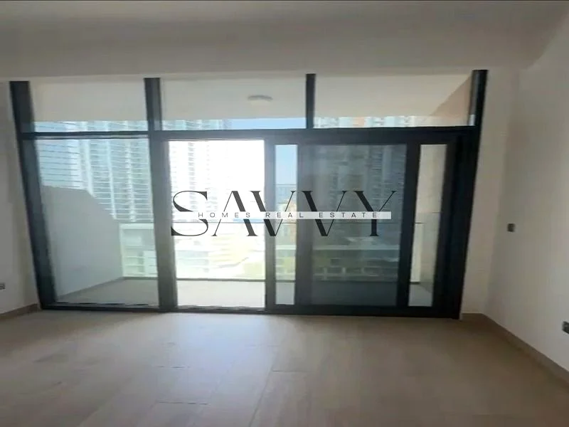 BIG LAY-OUT | READY TO MOVE | PRIME LOCATION64152702459779113