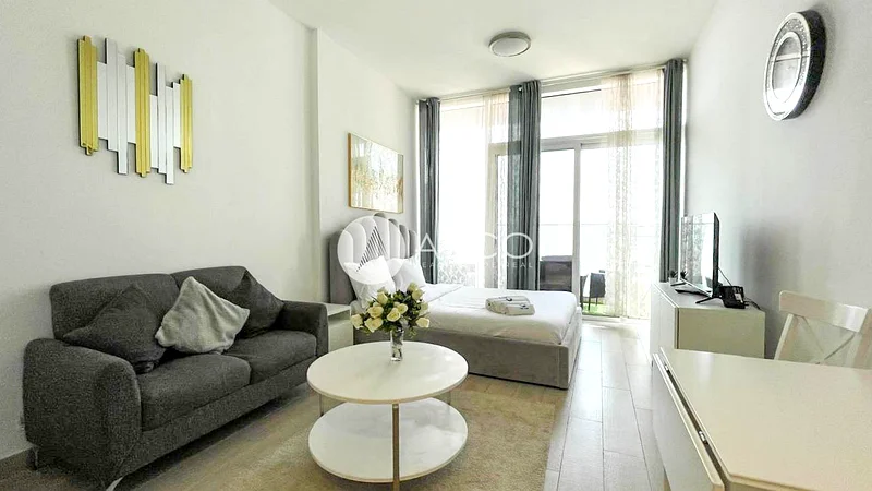 ستوديو في الطابق العالي | معيشة فاخرة | إطلالات خلابة64174347667841113