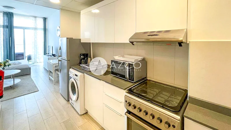 ستوديو في الطابق العالي | معيشة فاخرة | إطلالات خلابة64174347667841110