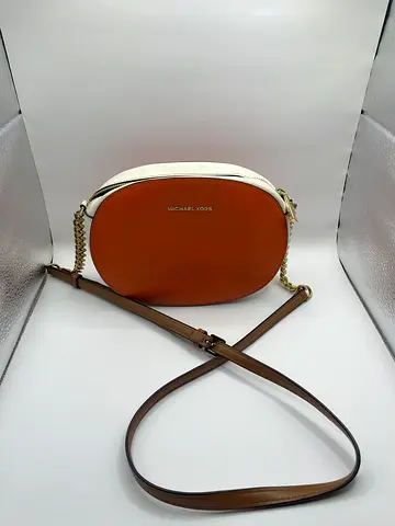 Michael kors Sling Bag very good condition authentic