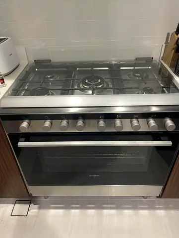 Siemens Gas cooker 90x60cm 5barner
