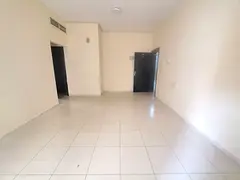 Lavish 1bhk good building muwailah  sharjah rent in just 30k