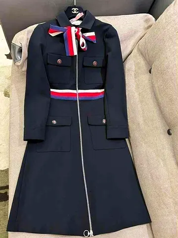 Gucci Authentic Elegant Chanel Dress with Bow midi dress