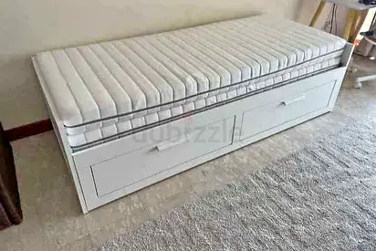 IKEA brimness Day bed with 2 storage drawers underneath and with 2 IKEA mattresses