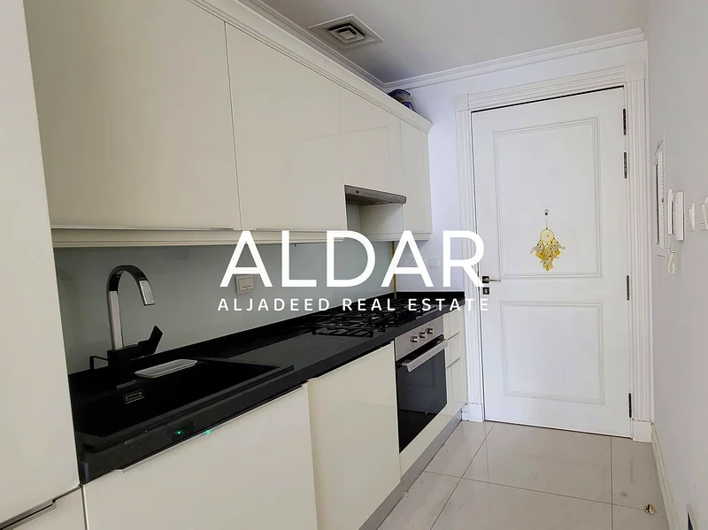 Spacious | Well Maintained | Near Park | Airy64154844714626114