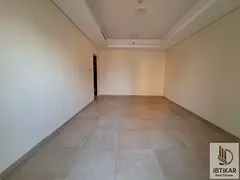 SPACIOUS 2BHK FREE PARKING AVAILABLE NEAR MAGAMALL