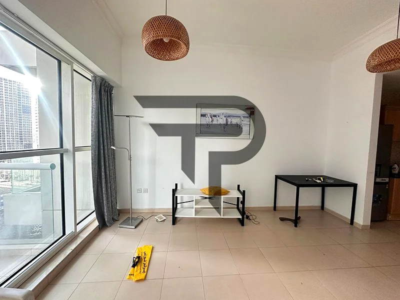 إطلالة على القناة | مفروشة | شقة واسعة من غرفة نوم واحدة | شاغرة64209167318787112