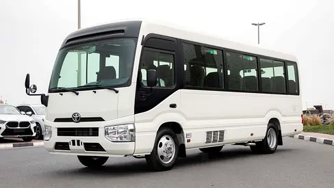 2025 Toyota COASTER — фото 5