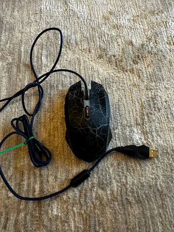 Gaming Mouse Anker 98an2000 with Unique Design