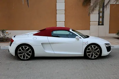 صورة مصغرة 5 لـ 2016 AUDI R8