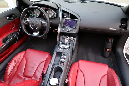 صورة مصغرة 16 لـ 2016 AUDI R8