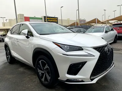 NX300 with perfect condition  وارد امريكا بحاله جيده شاشة كبيره