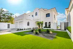 Fully furnished | Stunning View | Prime location