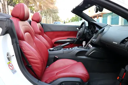 صورة مصغرة 18 لـ 2016 AUDI R8