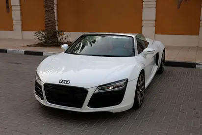 صورة مصغرة 3 لـ 2016 AUDI R8