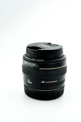 Canon EF 50mm F1.4 USM LENS with original box  Compatible mountings: EF Filter size: 58mm Focal Leng