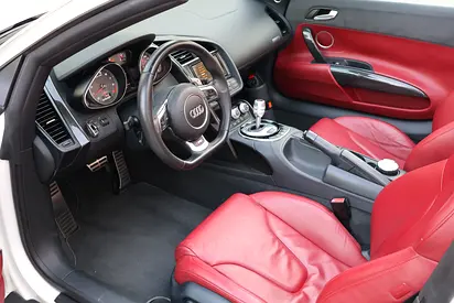 صورة مصغرة 11 لـ 2016 AUDI R8