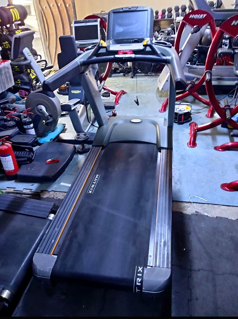 Abu Dhabi Dubizzle Running Machine Vibration Plate Exercise