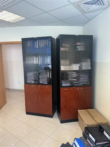 Stunning Office Display Cabinets for Sale