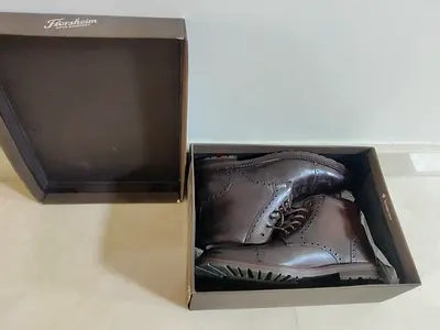 Florsheim boots size 45