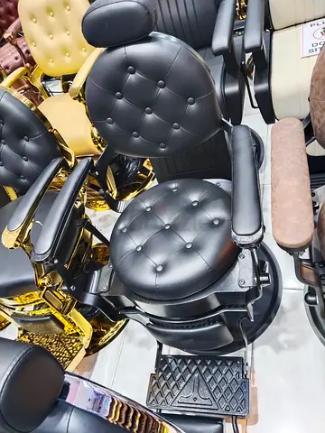 Stylish Black Barber Chair for Sale