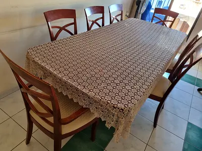 Elegant Dining Set with Classic Cherry Wood Finish