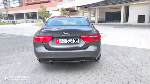صورة 4 لـ 2016 Jaguar XE