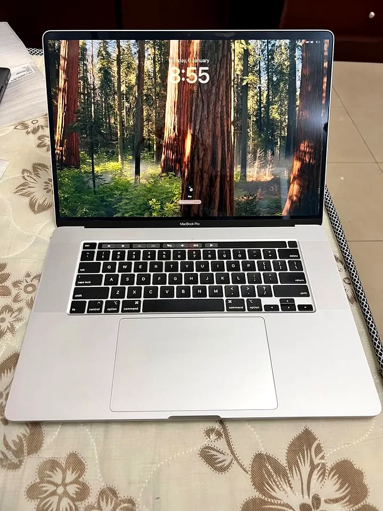 Carousell Macbook Pro 13 Inch 500gb Apple MacBook Pro 2019 I9