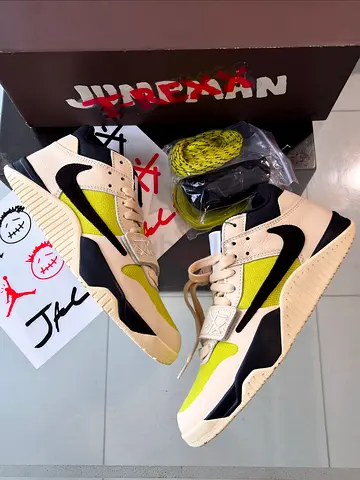 Jordan Jumpman Jack TR Travis Scott Bright Cactus