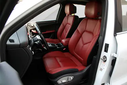 صورة مصغرة 9 لـ 2021 Porsche MACAN