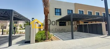 CORNER UNIT | HIGH FINISHING | READY TO MOVE |