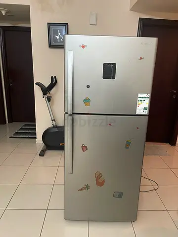 DAEWOO REFRIGERATOR..