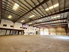 Single Warehouse with Office At 10 Meters 300 KW