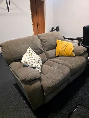 Cozy and Stylish Corner Sofa for Sale