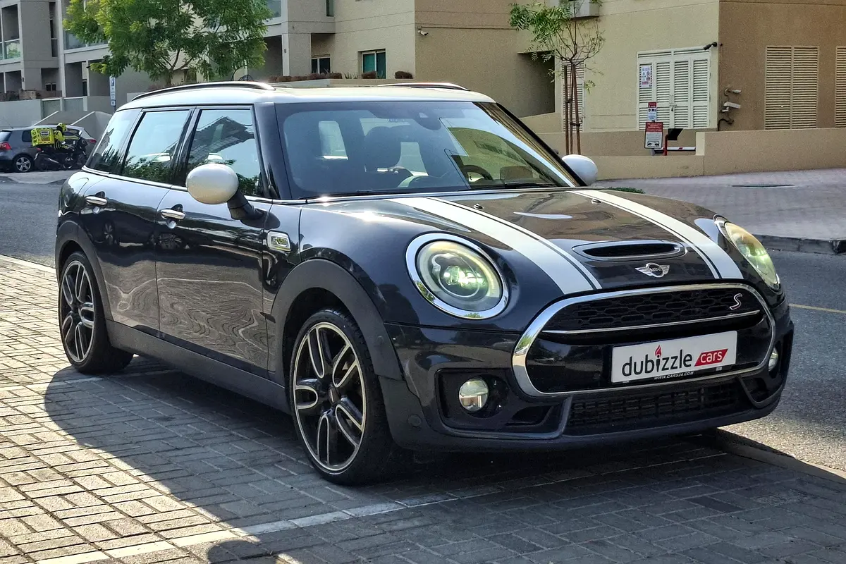 MINI Clubman 2017 — photo 1 of 15