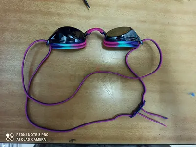 Swimming googles